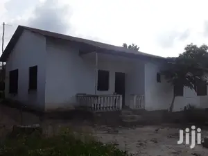 Furnished 3bdrm Townhouse/Terrace in , Kiluvya for sale