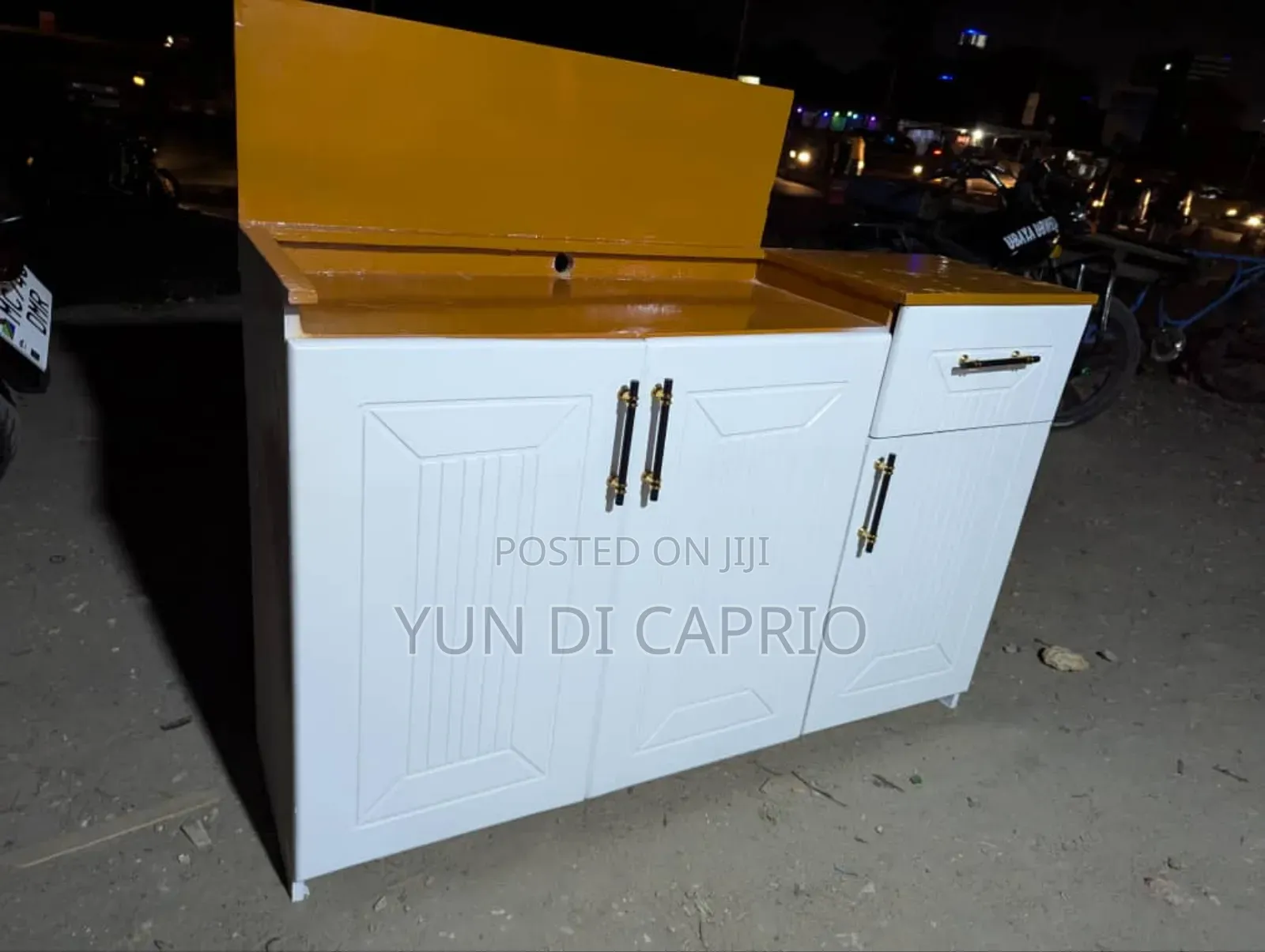Kitchen Cabinet Classic Mpya