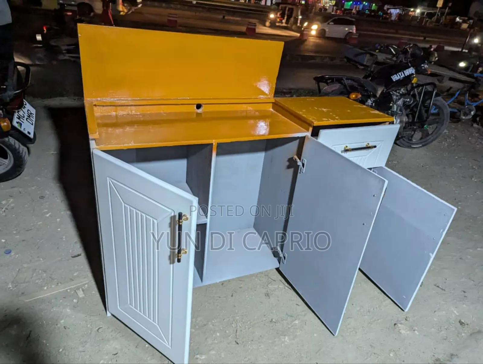 Kitchen Cabinet Classic Mpya
