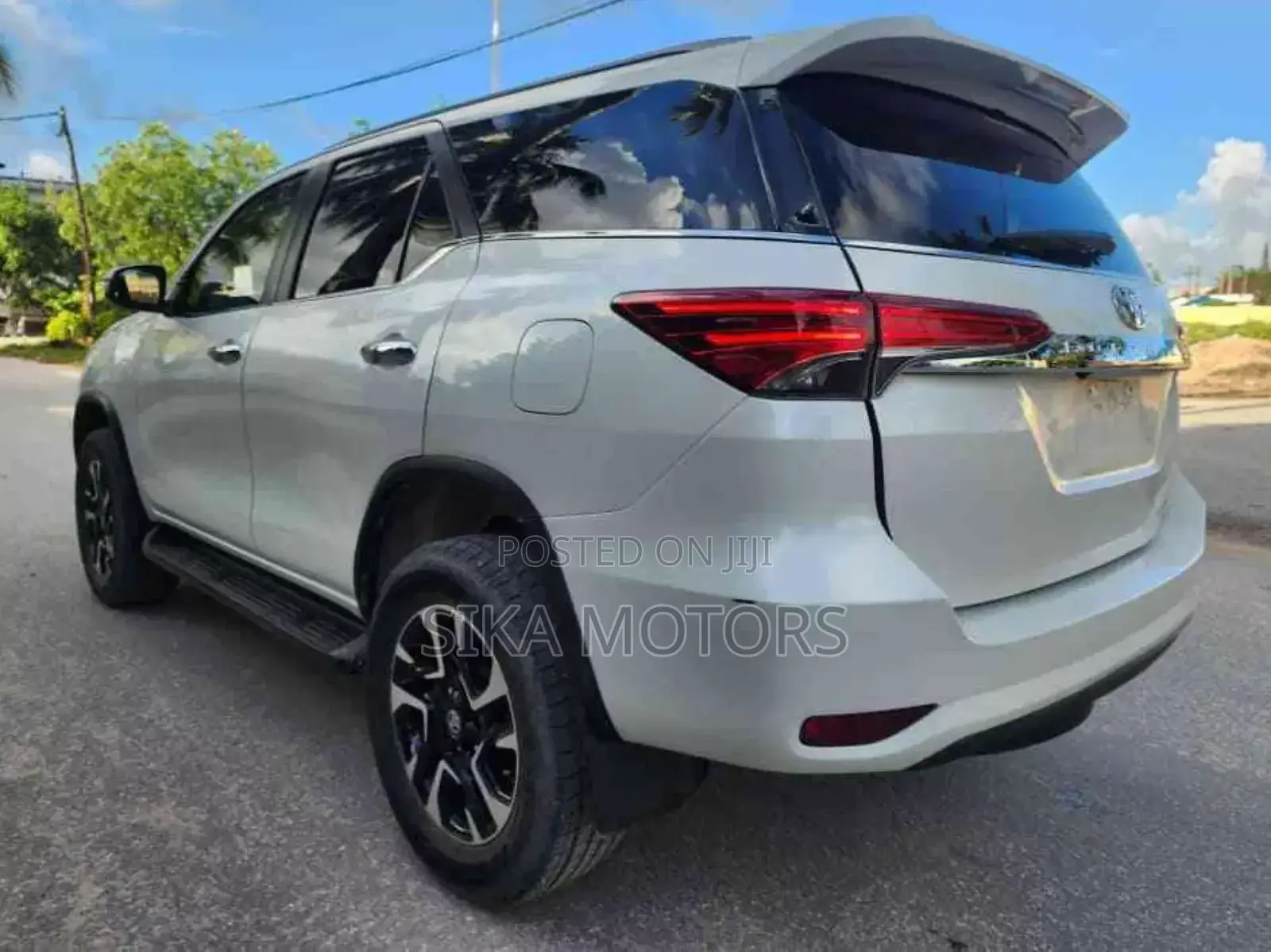Toyota Fortuner 2019 White