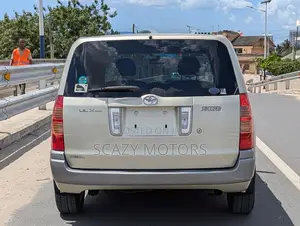 Toyota Succeed 2006 Gold