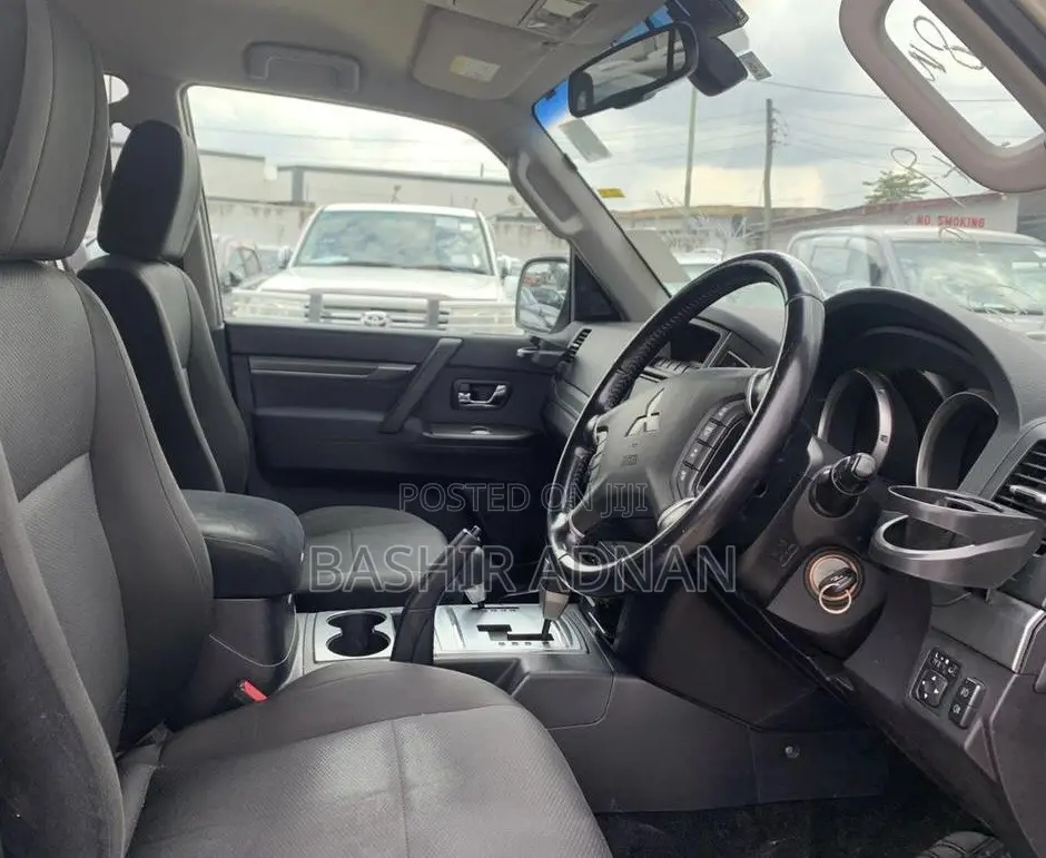 Mitsubishi Pajero 3.2 Di-D 2008 Gold