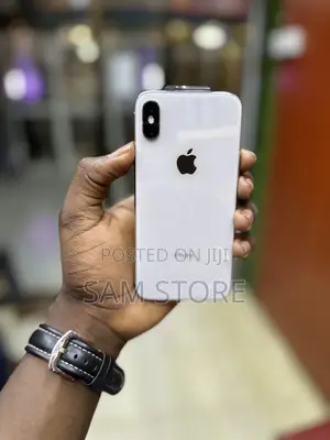 Apple iPhone X 64 GB White