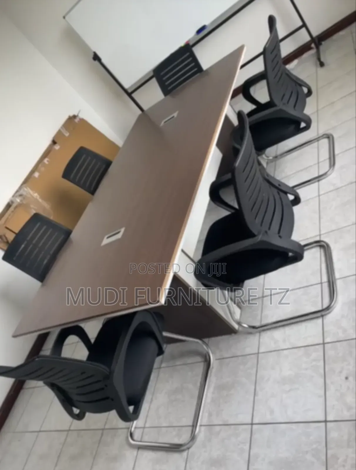 Meeting Table Cm240 Price 850,000 Call or Whassap