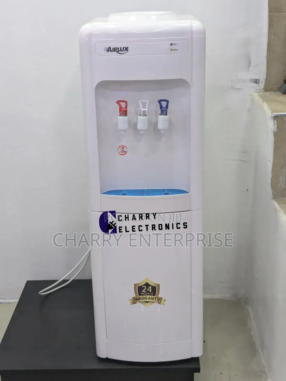 Airlux Water Dispenser 3 Taps With Fridge / Ina Fridge