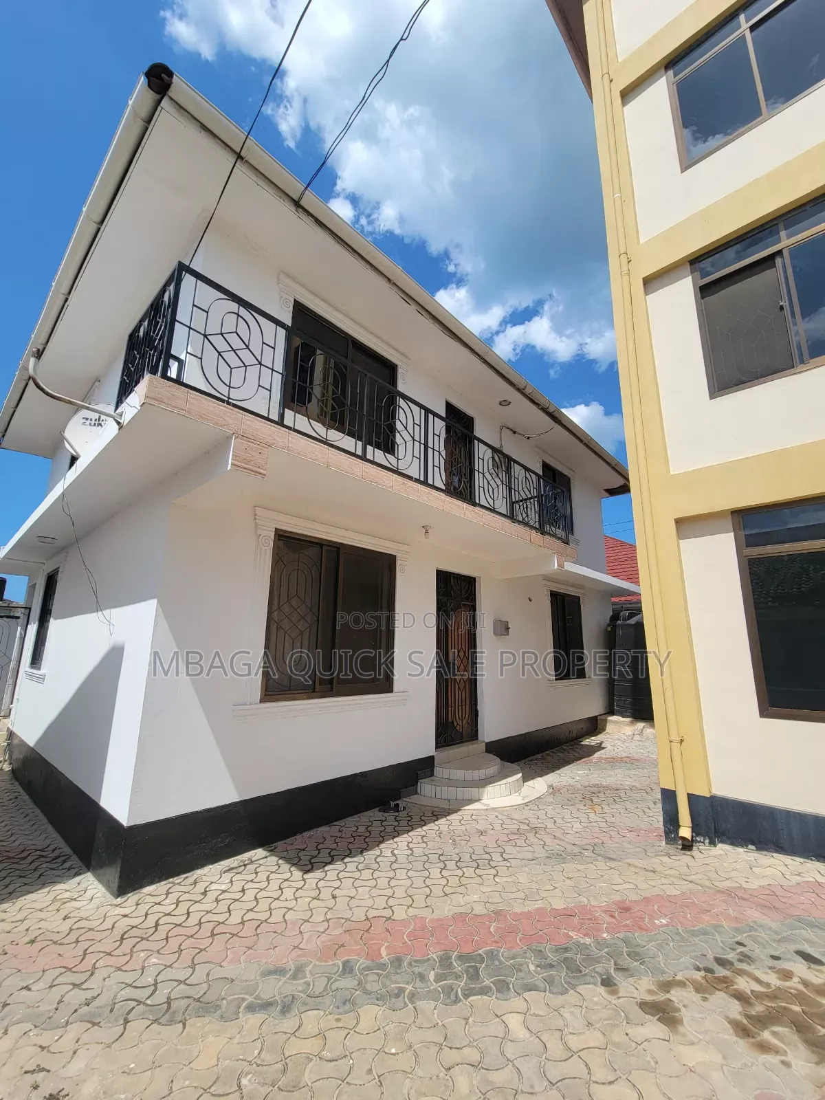 2bdrm Apartment in Mbez Beach for rent
