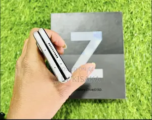 New Samsung Galaxy Z Fold 3 256 GB Silver
