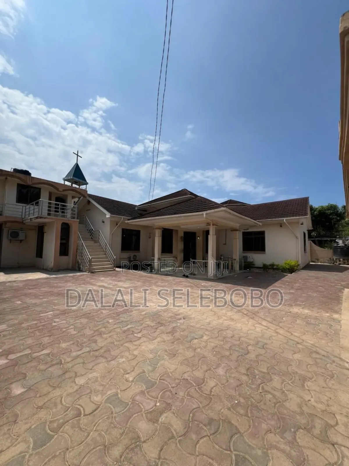 4bdrm Penthouse in Ununio, Kinondoni for sale
