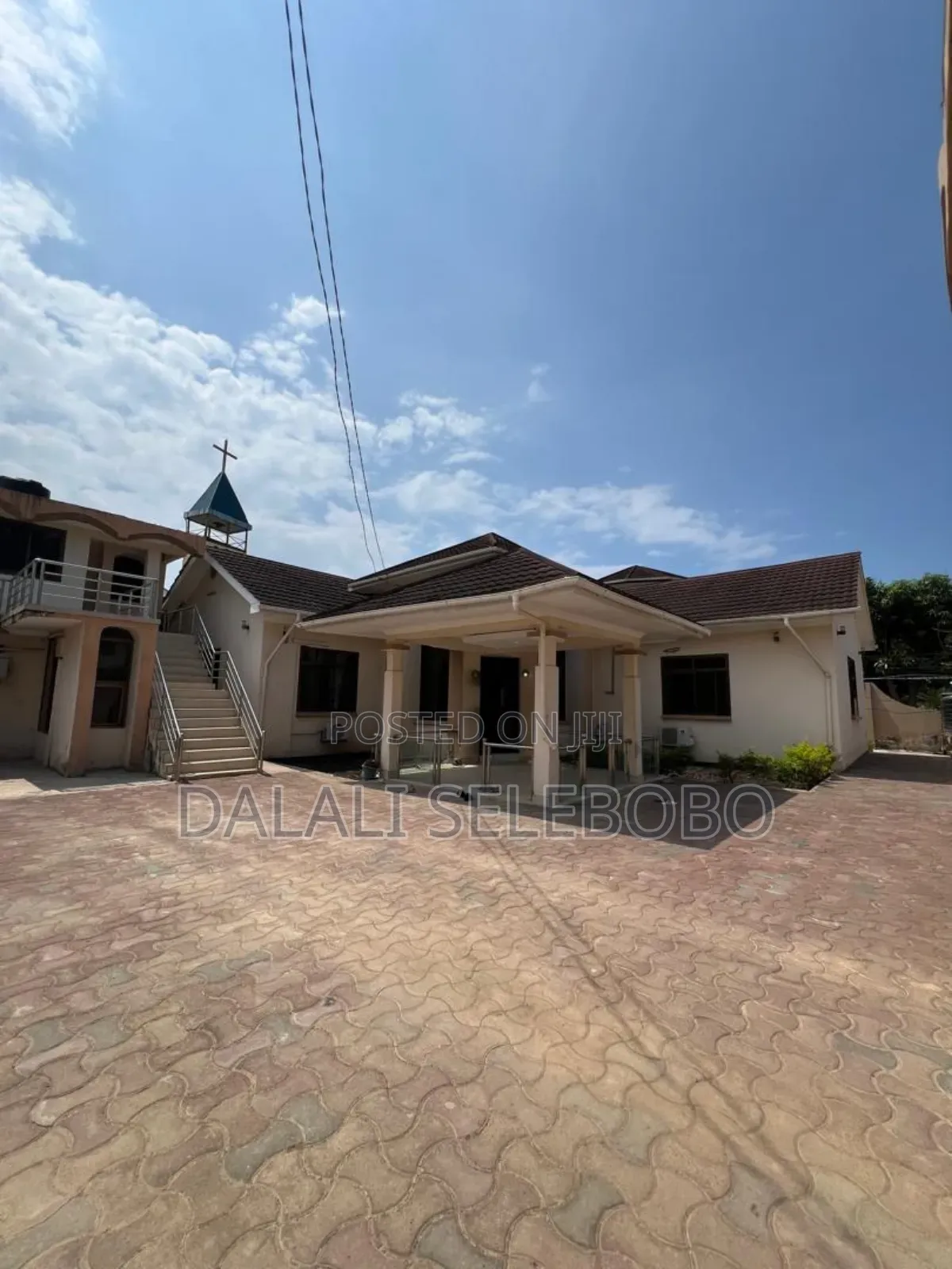 4bdrm Penthouse in Ununio, Kinondoni for sale