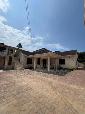 4bdrm Penthouse in Ununio, Kinondoni for sale