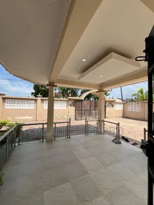 4bdrm Penthouse in Ununio, Kinondoni for sale