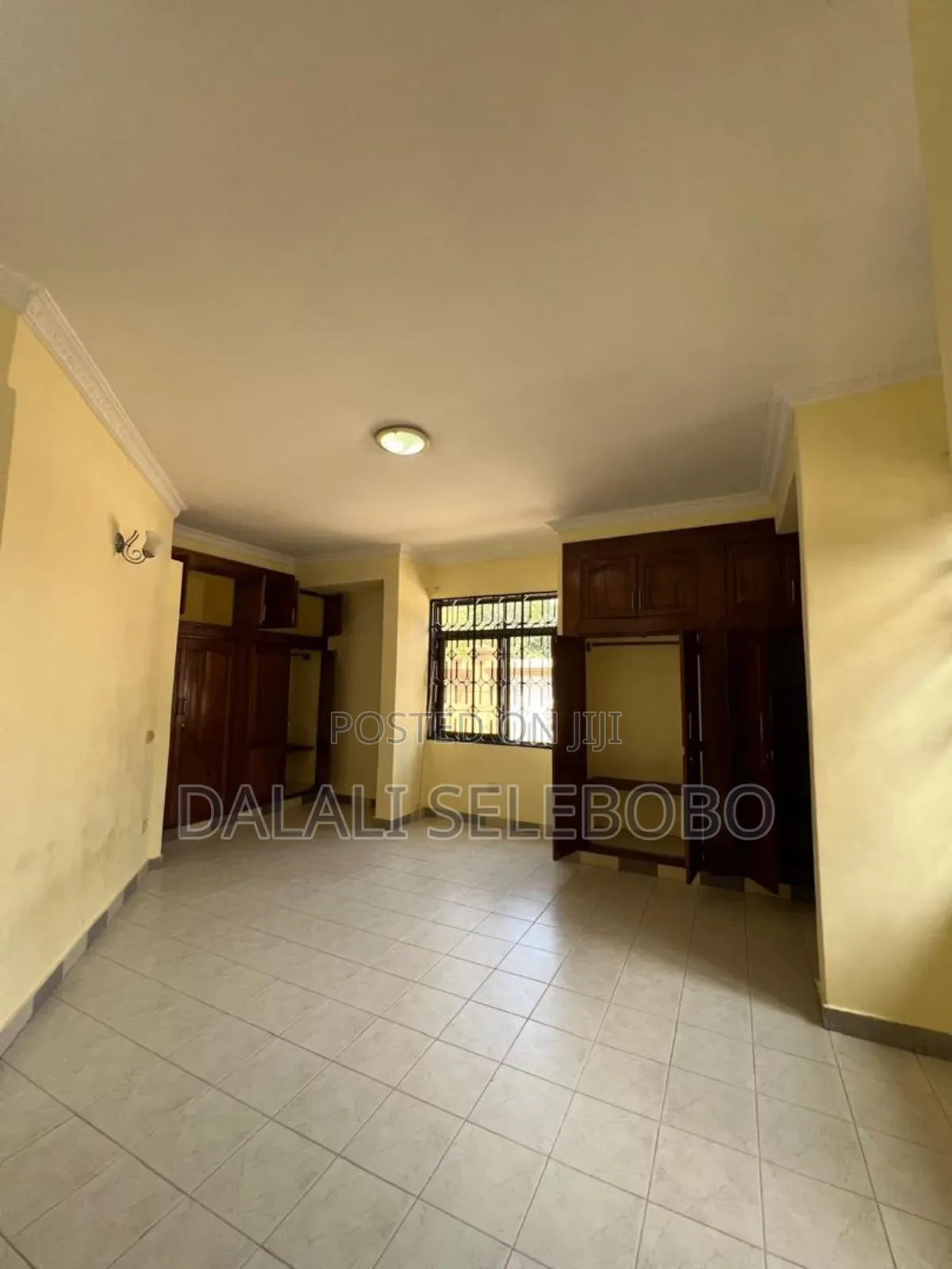 4bdrm Penthouse in Ununio, Kinondoni for sale
