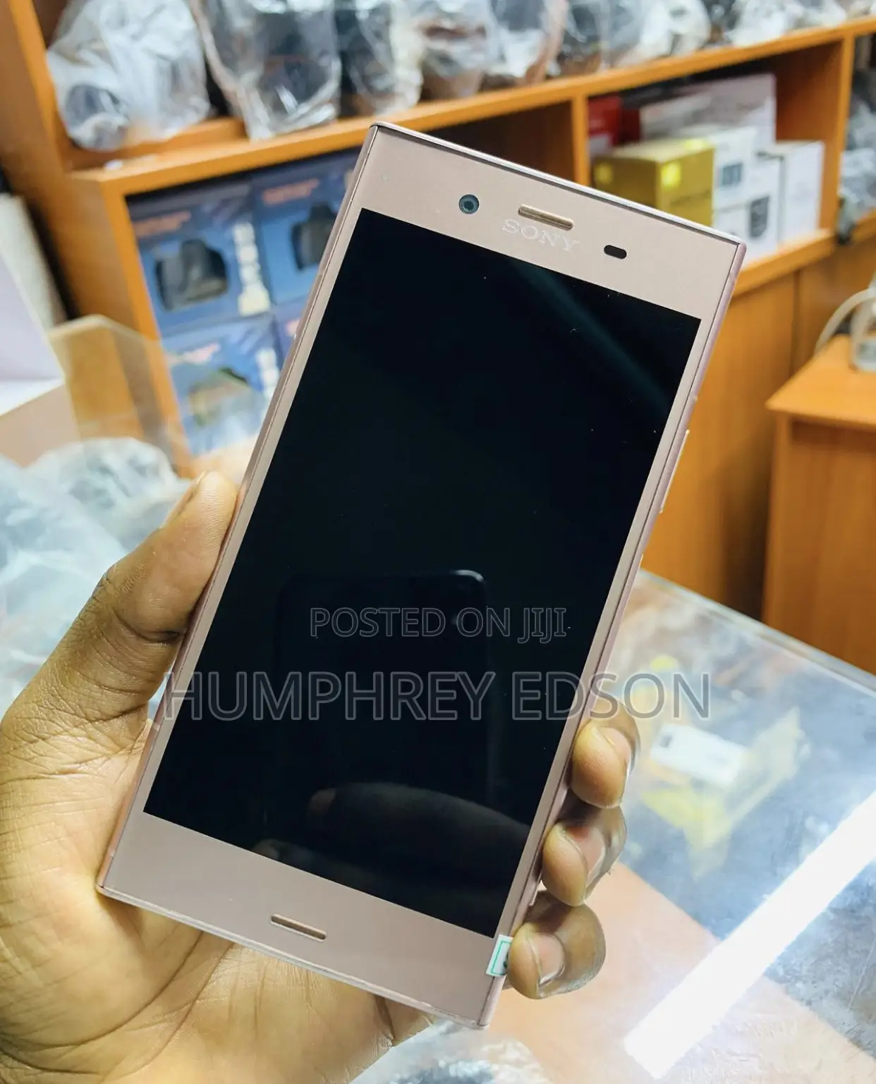 New Sony Xperia XZ1 64 GB Gold