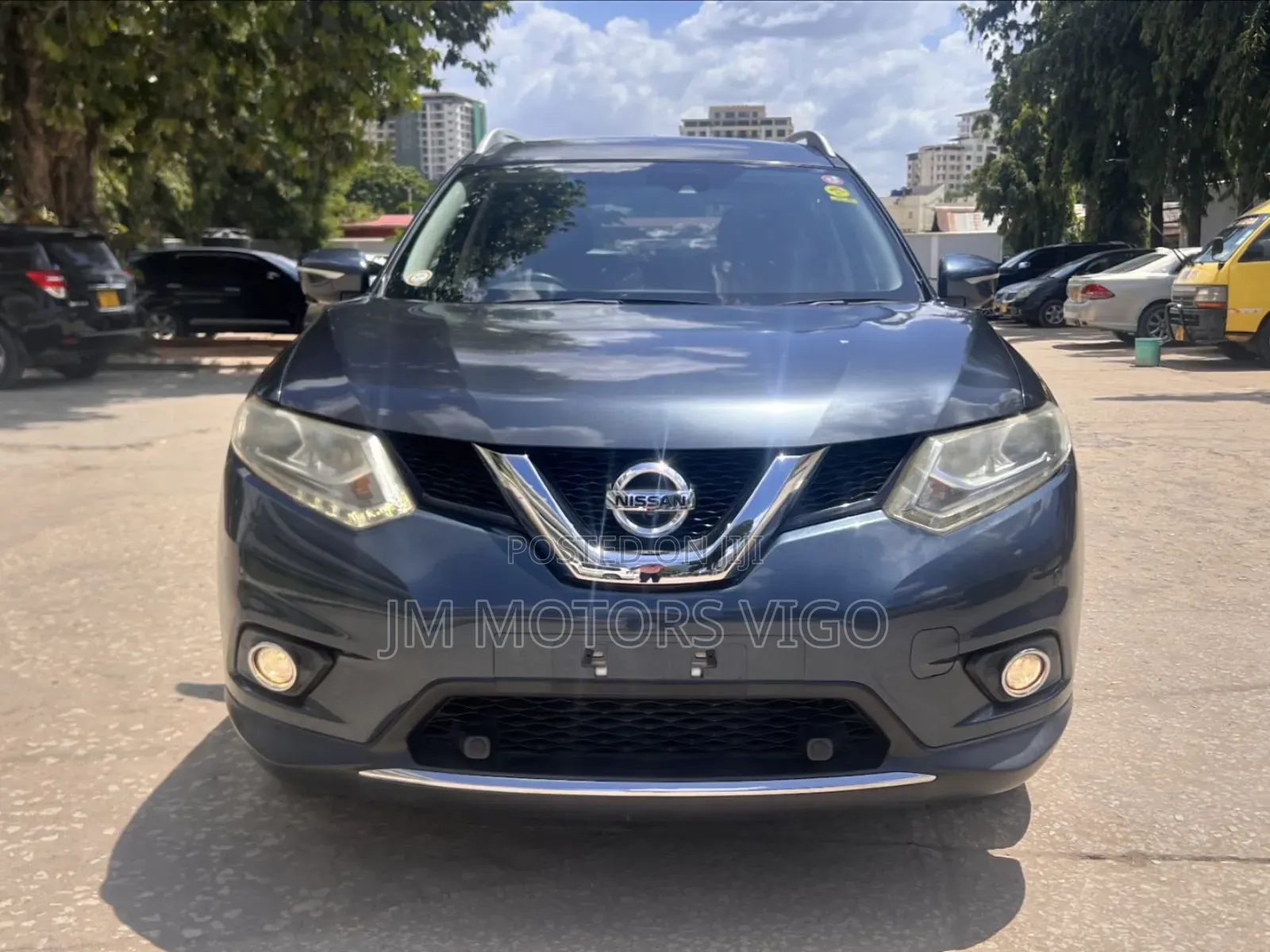 Nissan X-Trail 2013 Gray