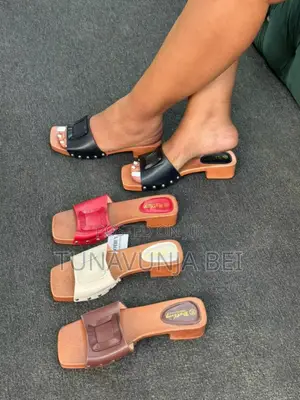 Hills Shoes