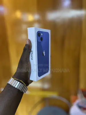New Apple iPhone 13 128 GB Blue