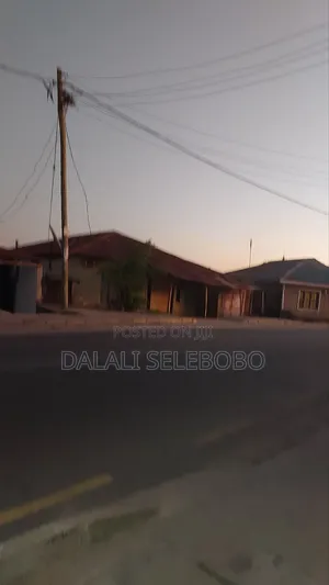 6bdrm Bungalow in Magomeni Kanisani for sale