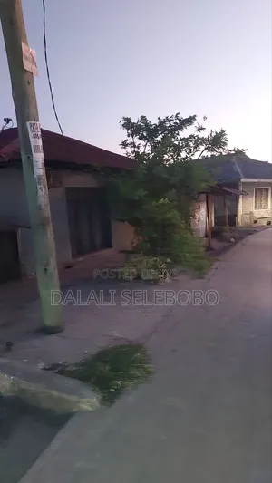 6bdrm Bungalow in Magomeni Kanisani for sale