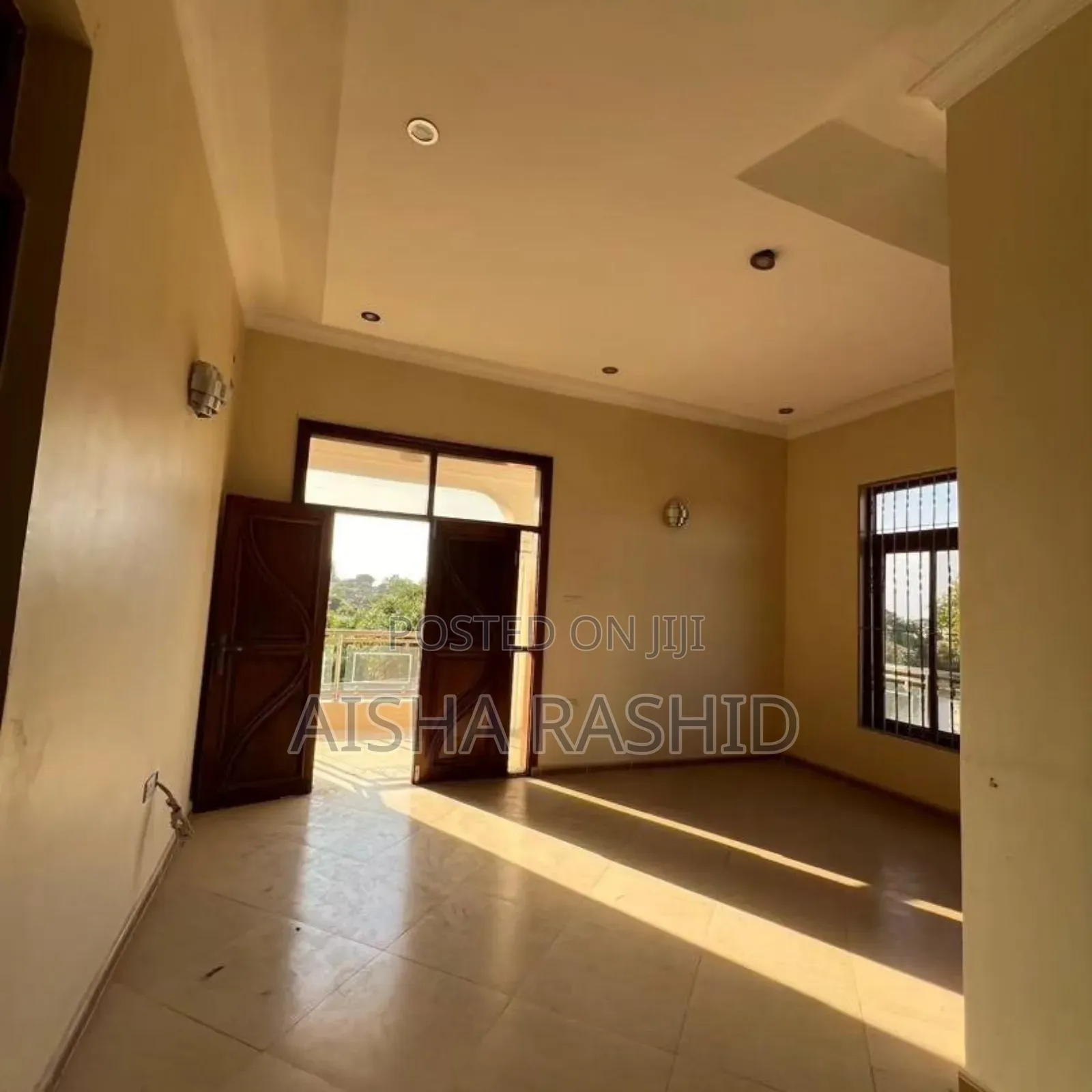 5bdrm House in Kinondoni for sale