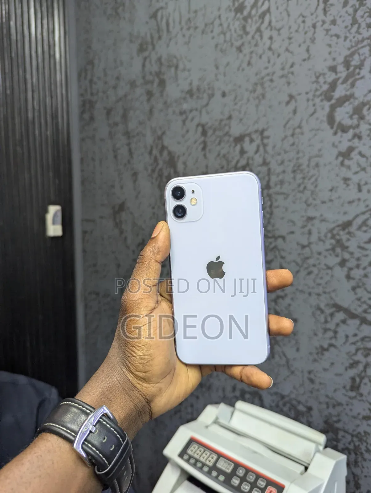 Apple iPhone 11 64 GB White