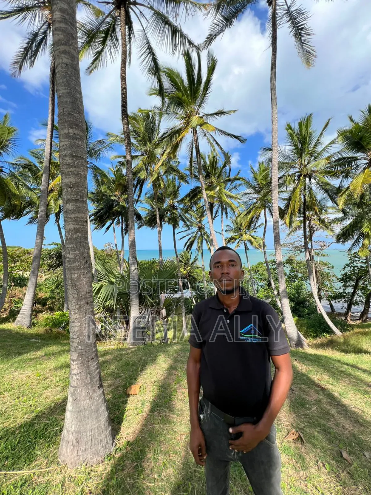 Viwanja Karibu Na Bahari (Kimbiji Sandy Beach)