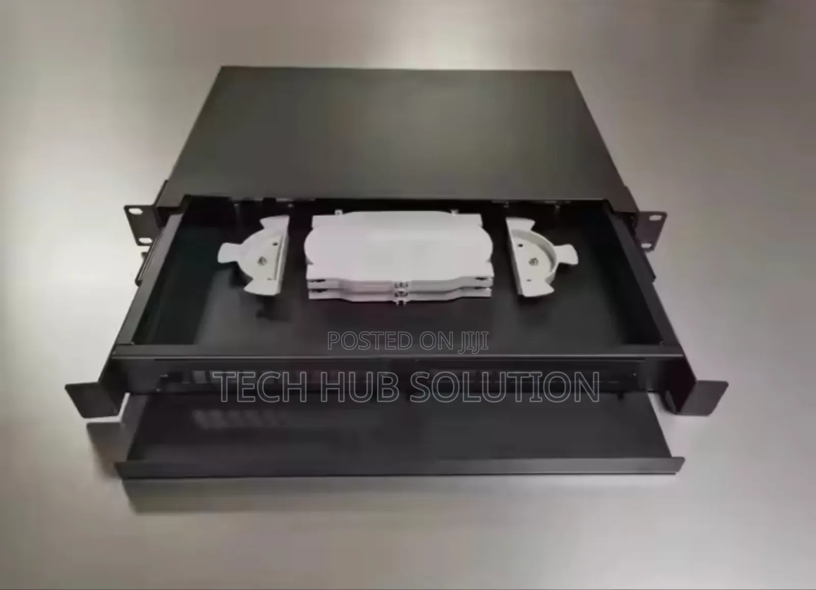 Empty 24 Port Wall Mount ABS Fiber Optic Patch Panel
