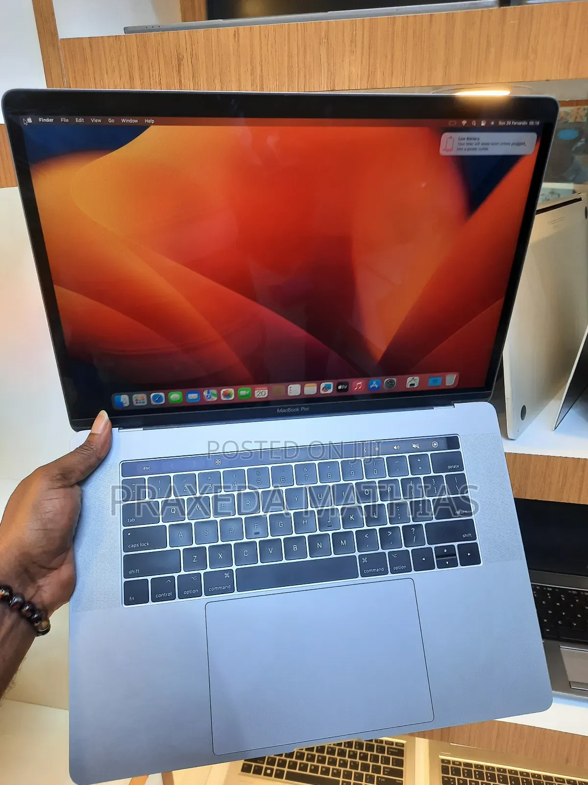 Laptop Apple MacBook Pro 2017 16GB Intel Core I7 SSD 512GB