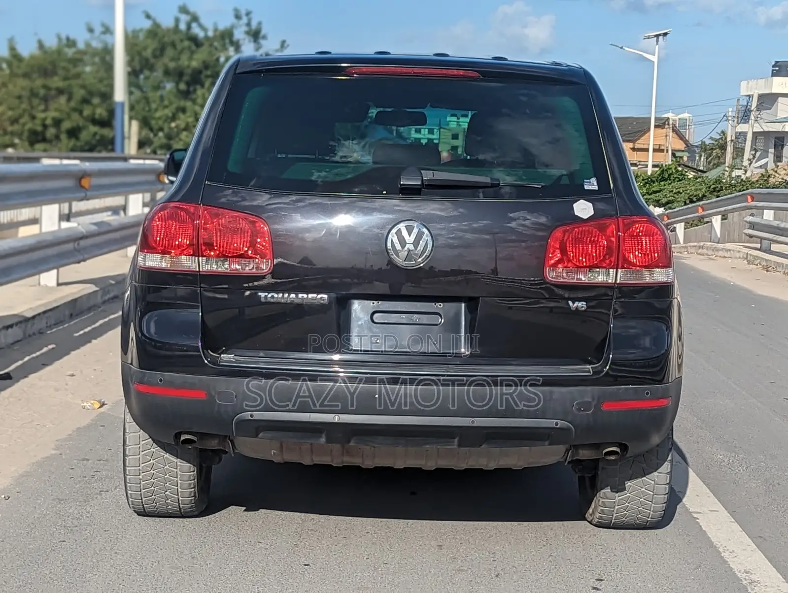 Volkswagen Touareg 2010 Black