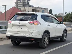 Nissan X-Trail 2014 White