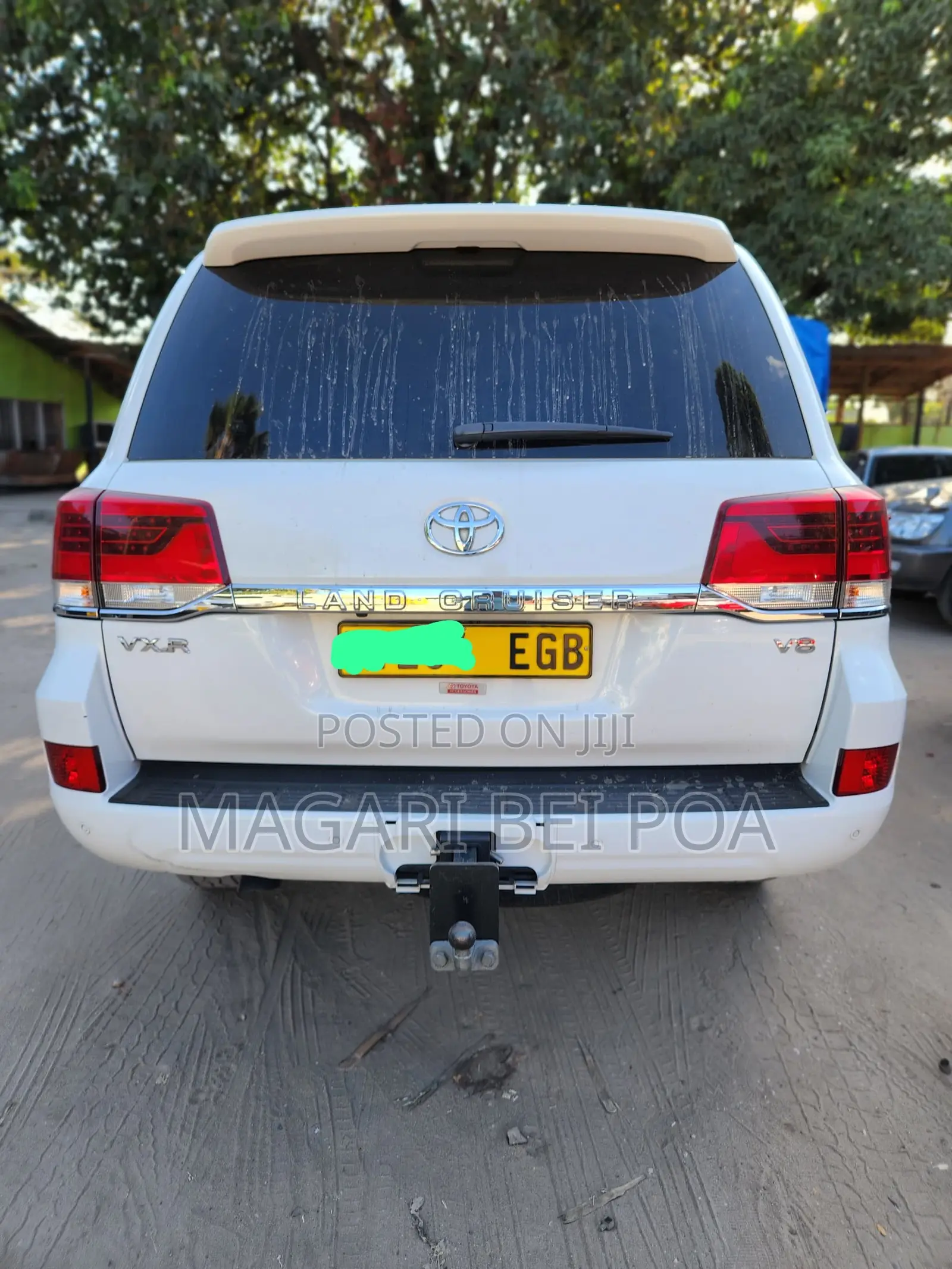 Toyota Land Cruiser 2017 White