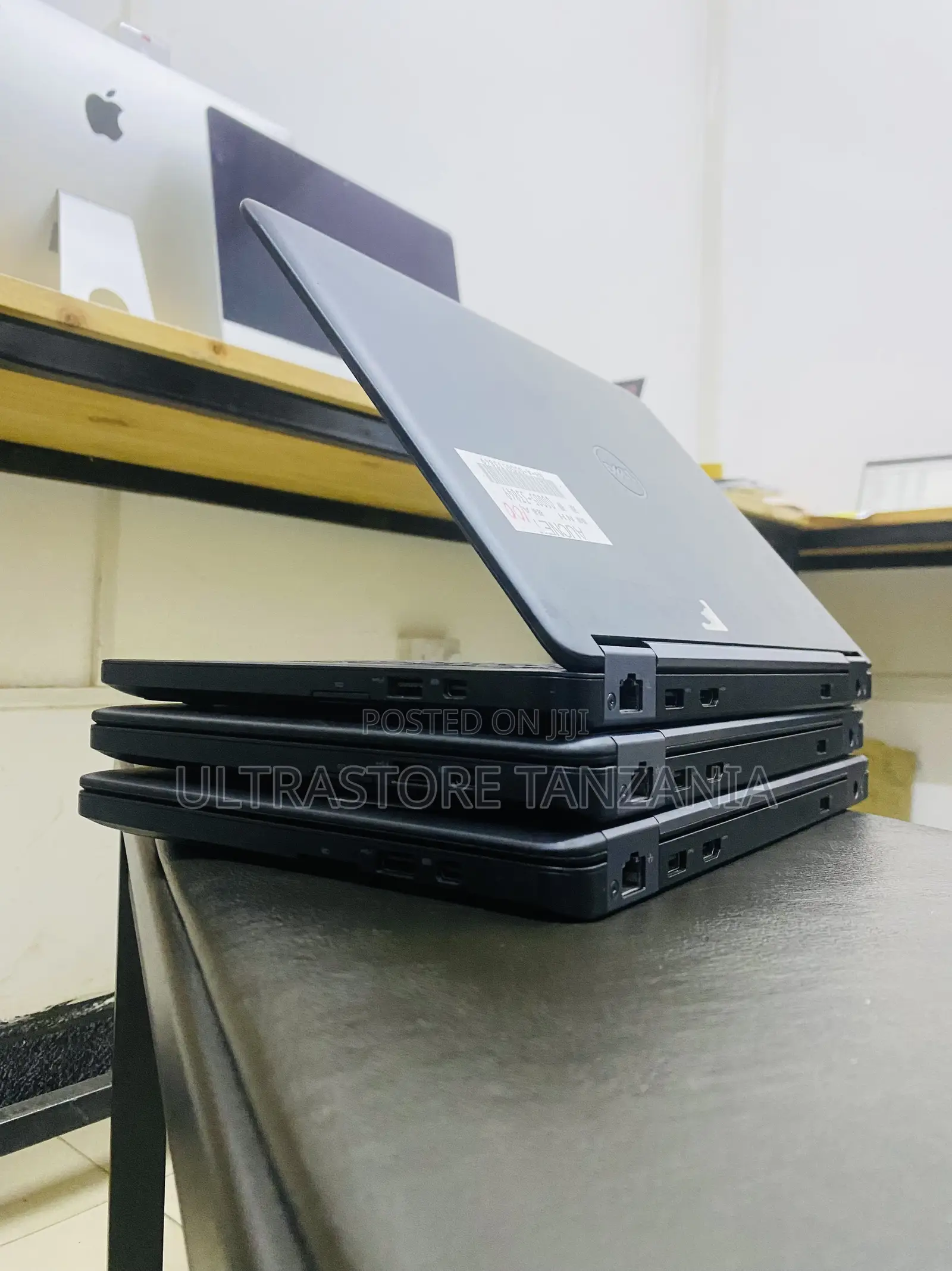New Laptop Dell Latitude 5285 4GB Intel Core I5 HDD 500GB