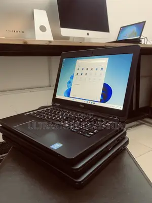 New Laptop Dell Latitude 5285 4GB Intel Core I5 HDD 500GB