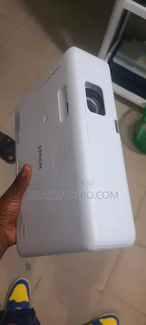 EPSON Android Projector