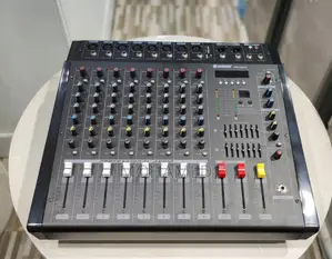 Yamaha Power Mixer PMX-808du ( Njia Nane)