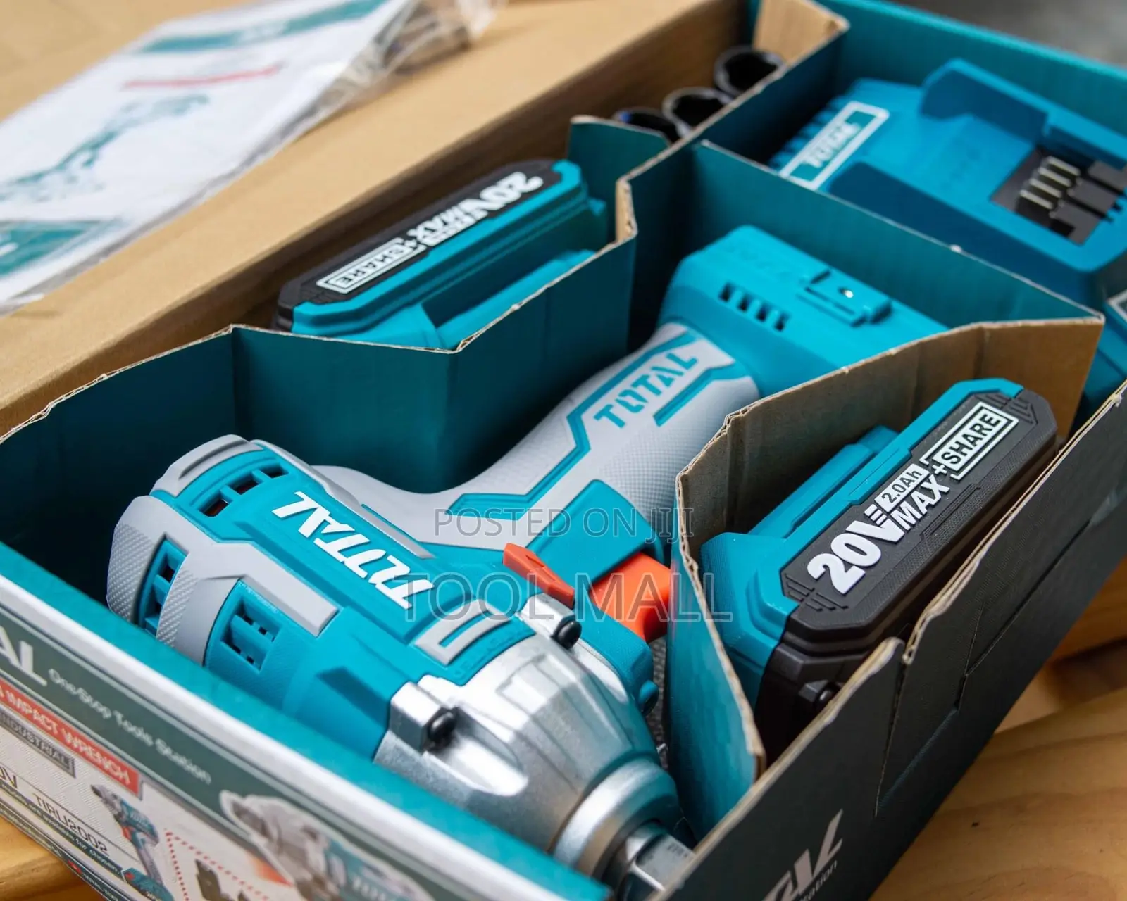 Total Cordless Impact Wrench TIWLI2001