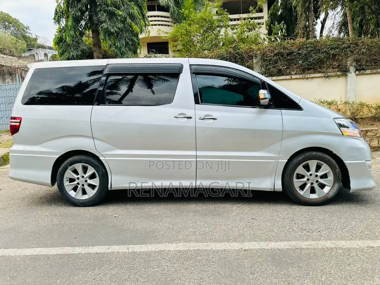 Toyota Alphard 1961 Silver