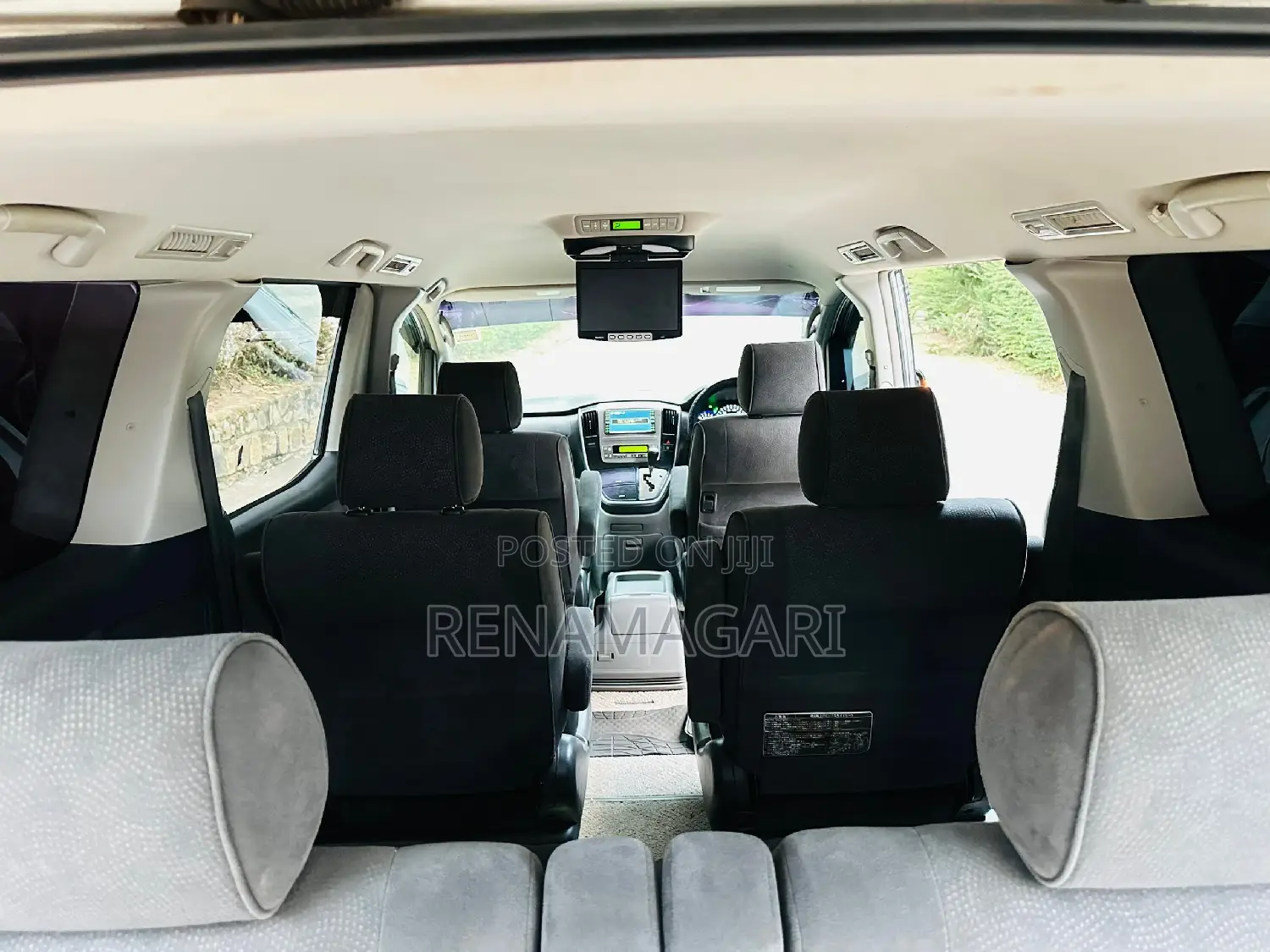Toyota Alphard 1961 Silver