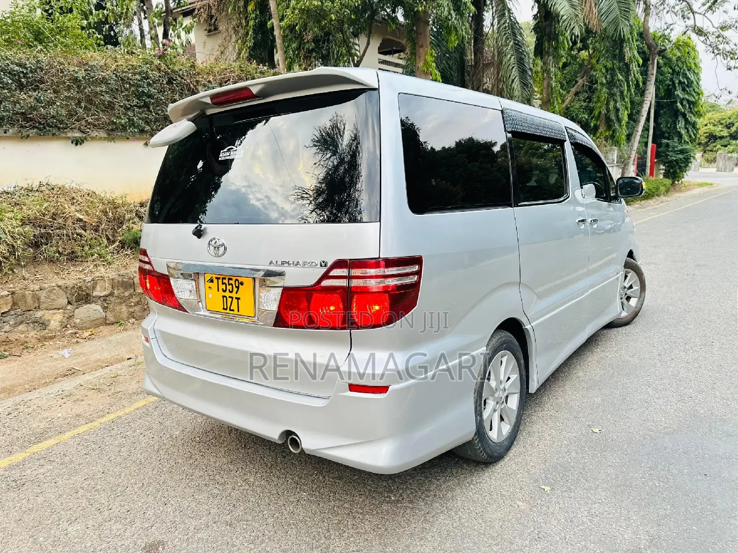 Toyota Alphard 1961 Silver