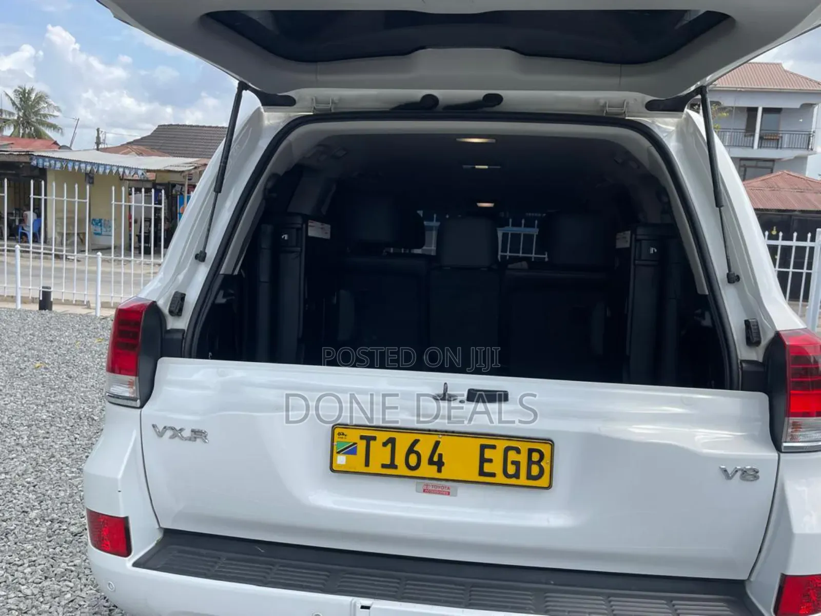 Toyota Land Cruiser 2017 White