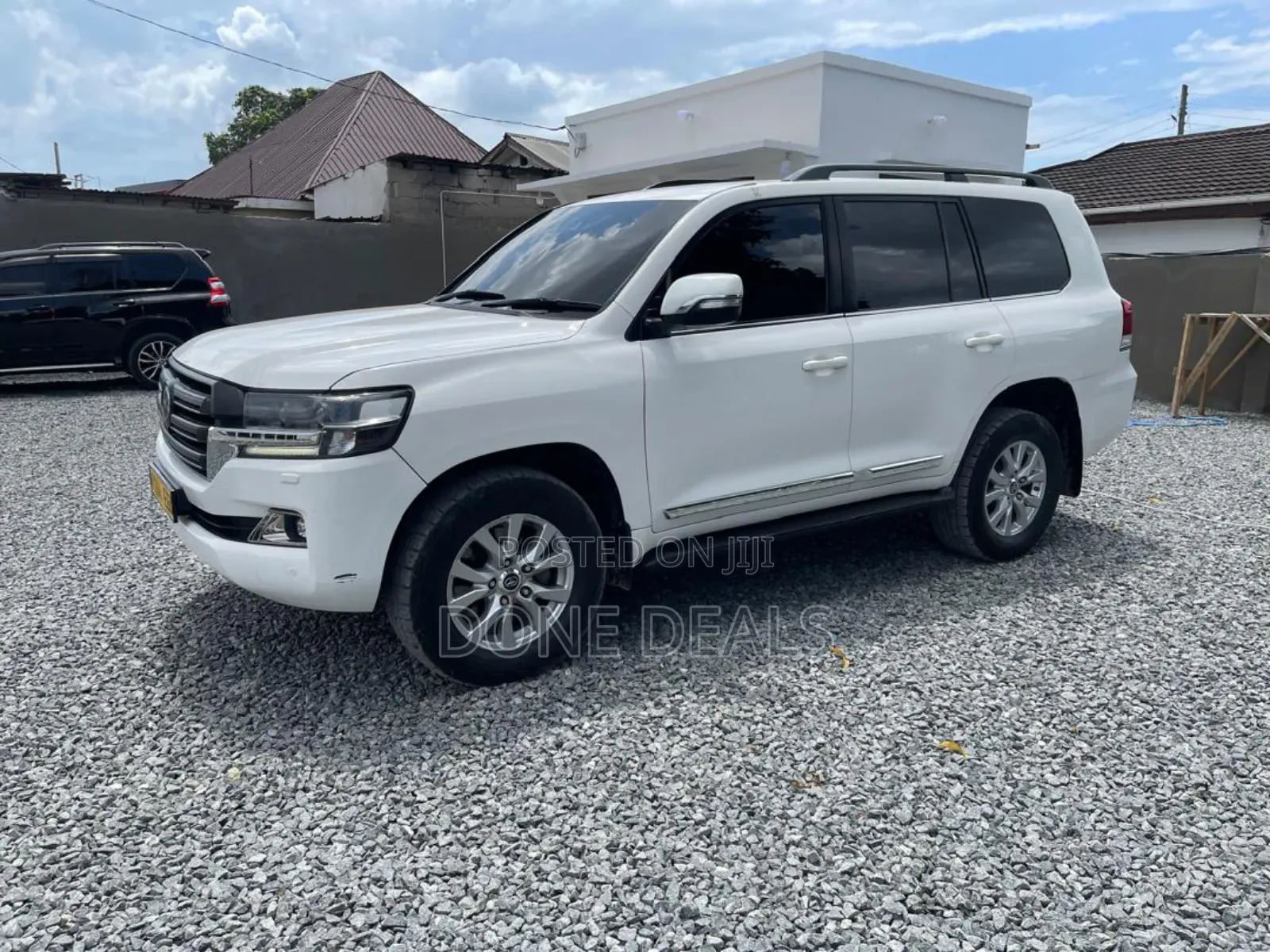 Toyota Land Cruiser 2017 White