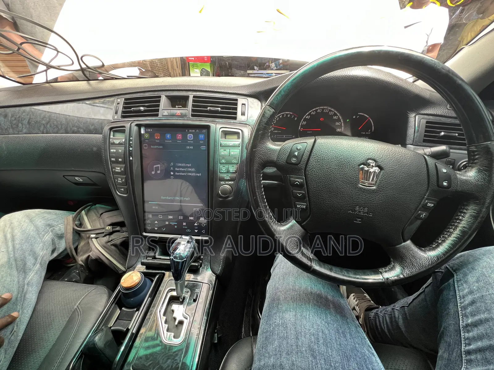 Toyota Crown Tesla Android Radio