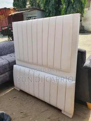 Kitanda Kizuri Sana Bedsofa
