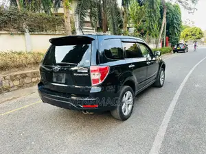 Subaru Forester 2011 Black