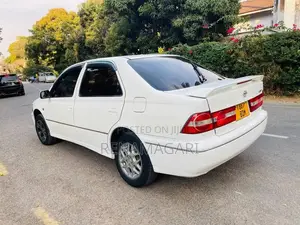 Toyota Vista 2000 White