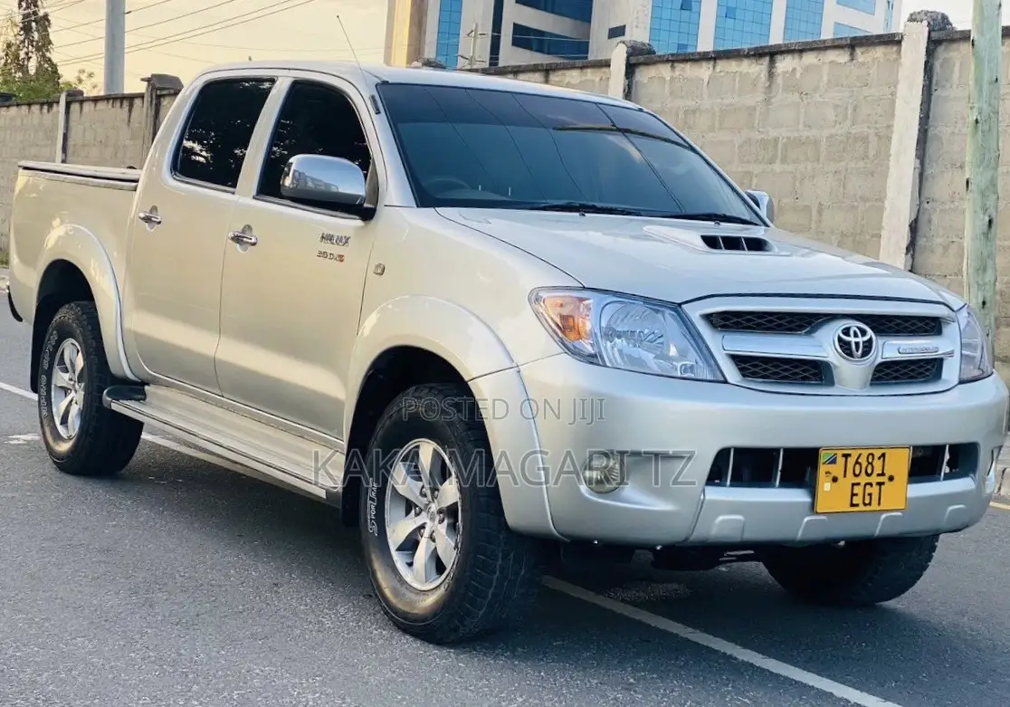 Toyota Hilux 2007 Gold