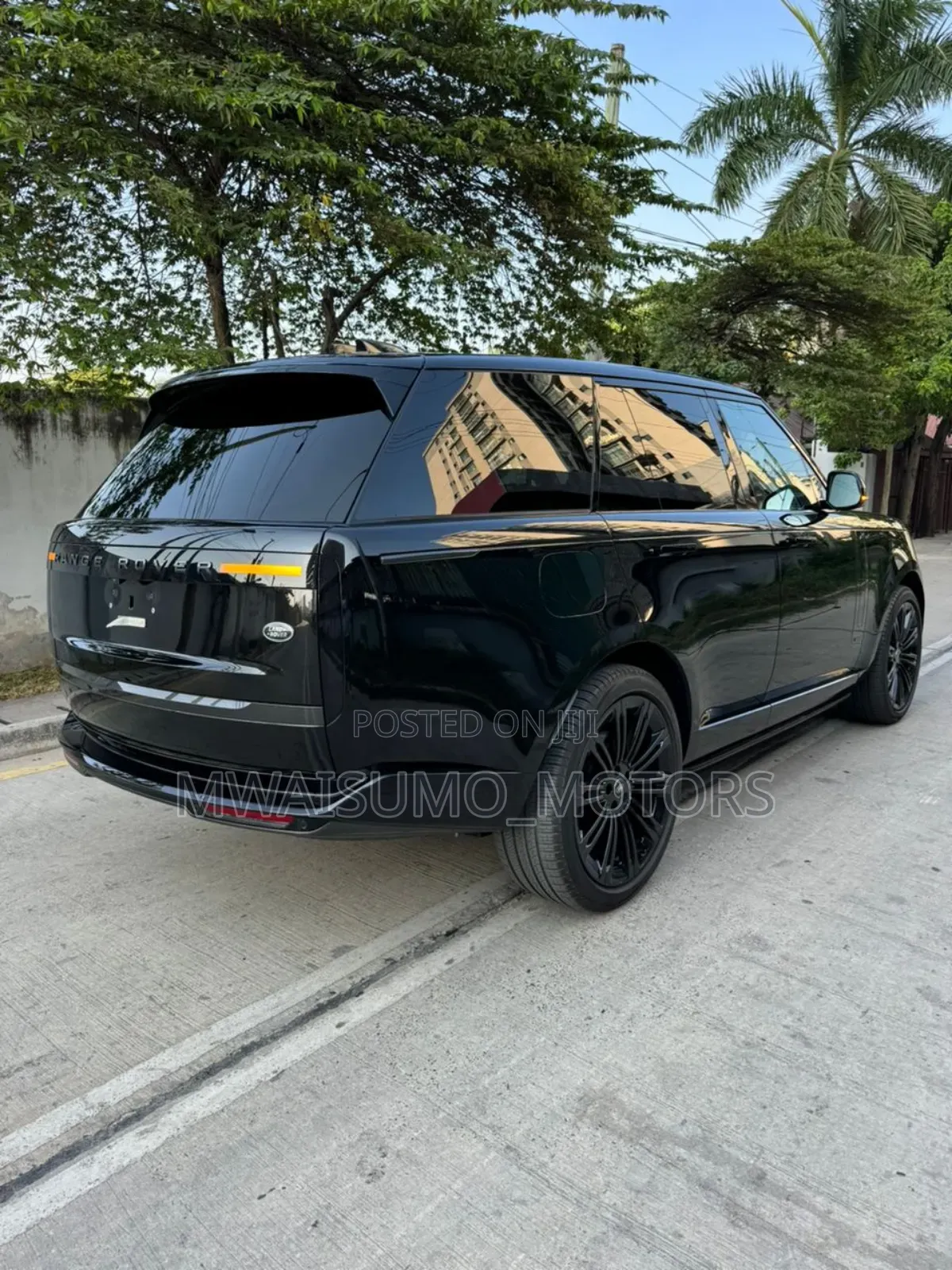 Land Rover Range Rover 2024 Black