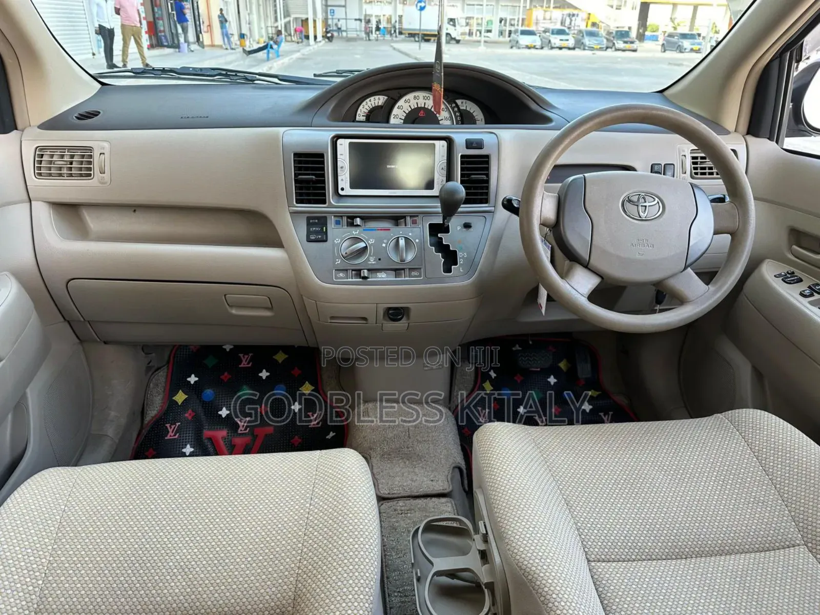 Toyota Raum 1.5 AWD 2006 Silver