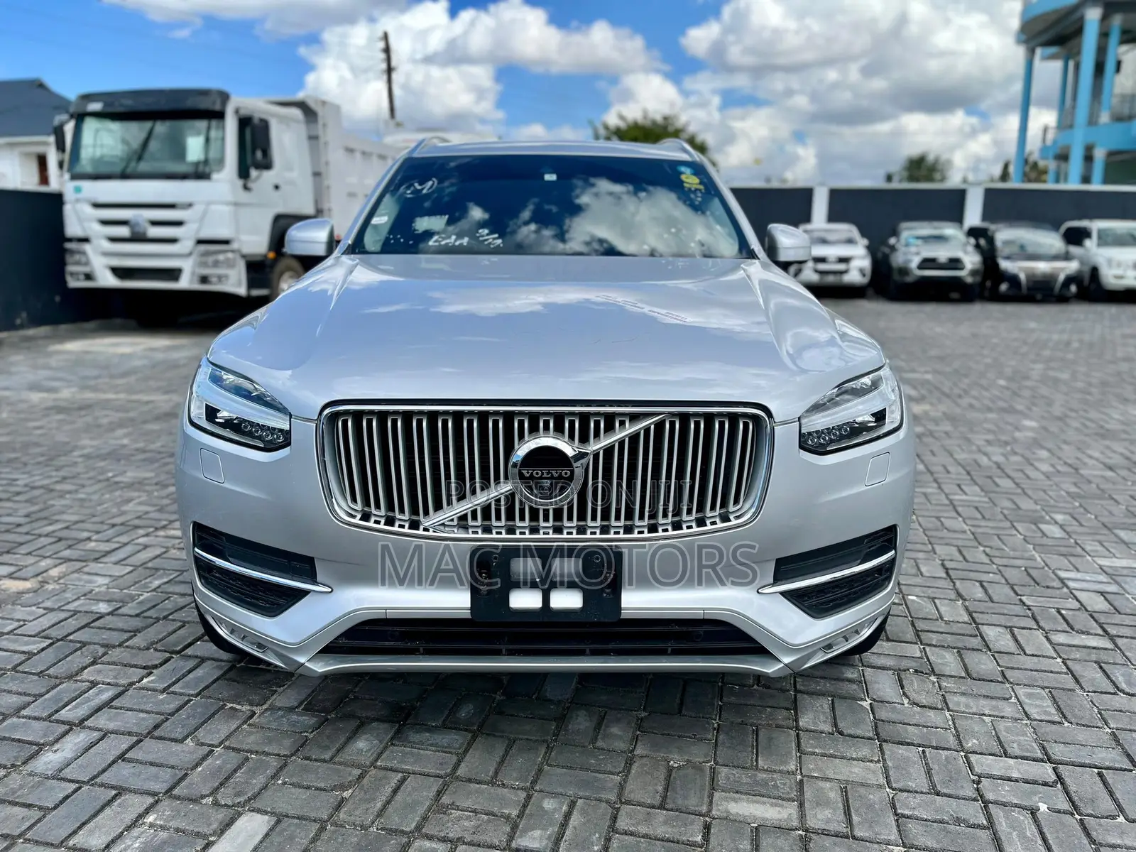 Volvo XC90 2017 Silver