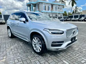 Volvo XC90 2017 Silver