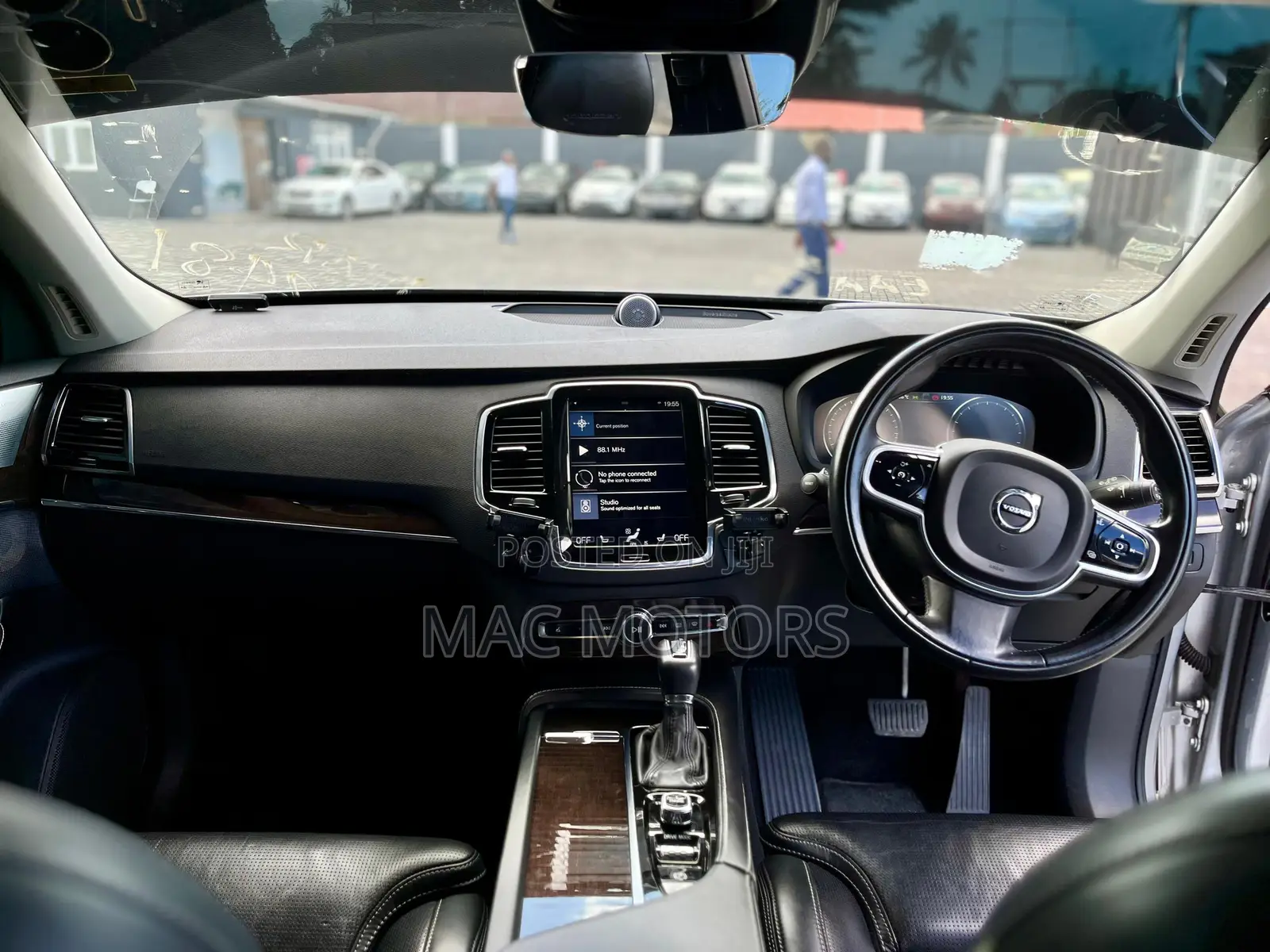 Volvo XC90 2017 Silver